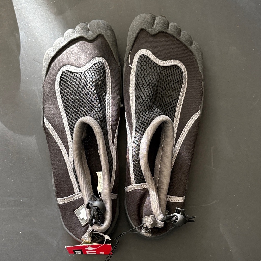 Body Glove Black and Gray Five-Toe Aqua Shoes